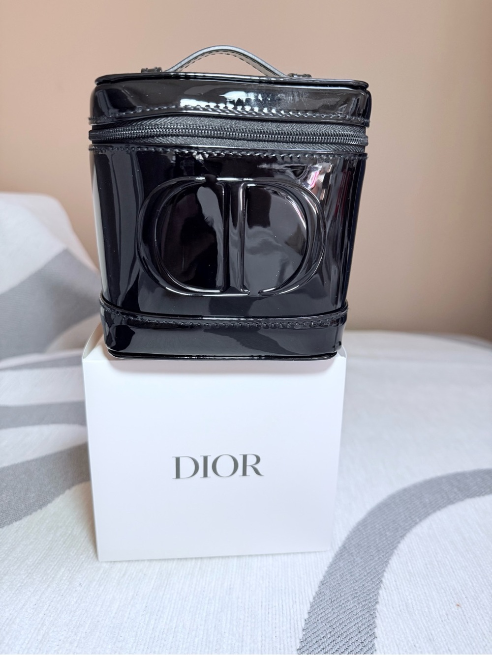 Dior Black Top Handle Cosmetic bag - Picture 4 of 8